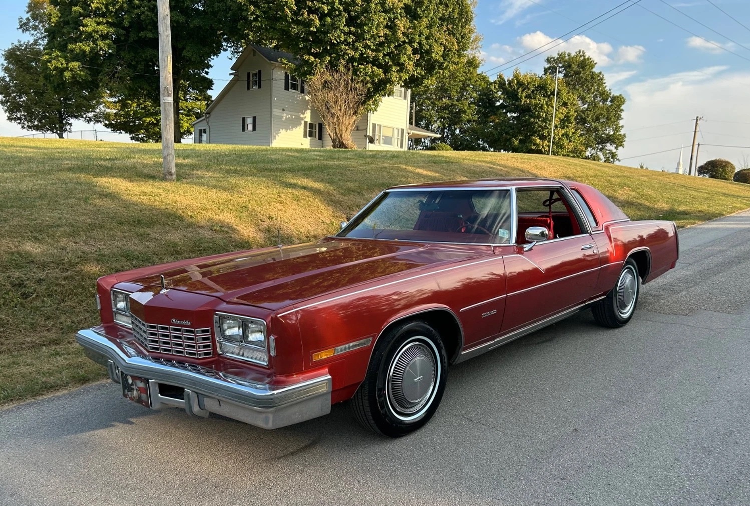 Image of Oldsmobile Toronado
